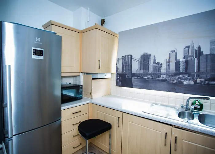 Modern 2 Bedroom Apartment